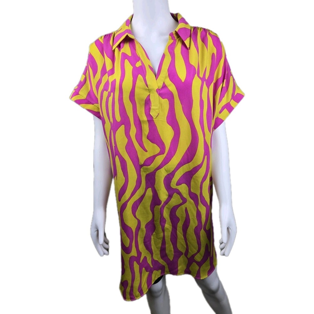 Easel cascading wave purple yellow shirt oversized dress Size medium animal